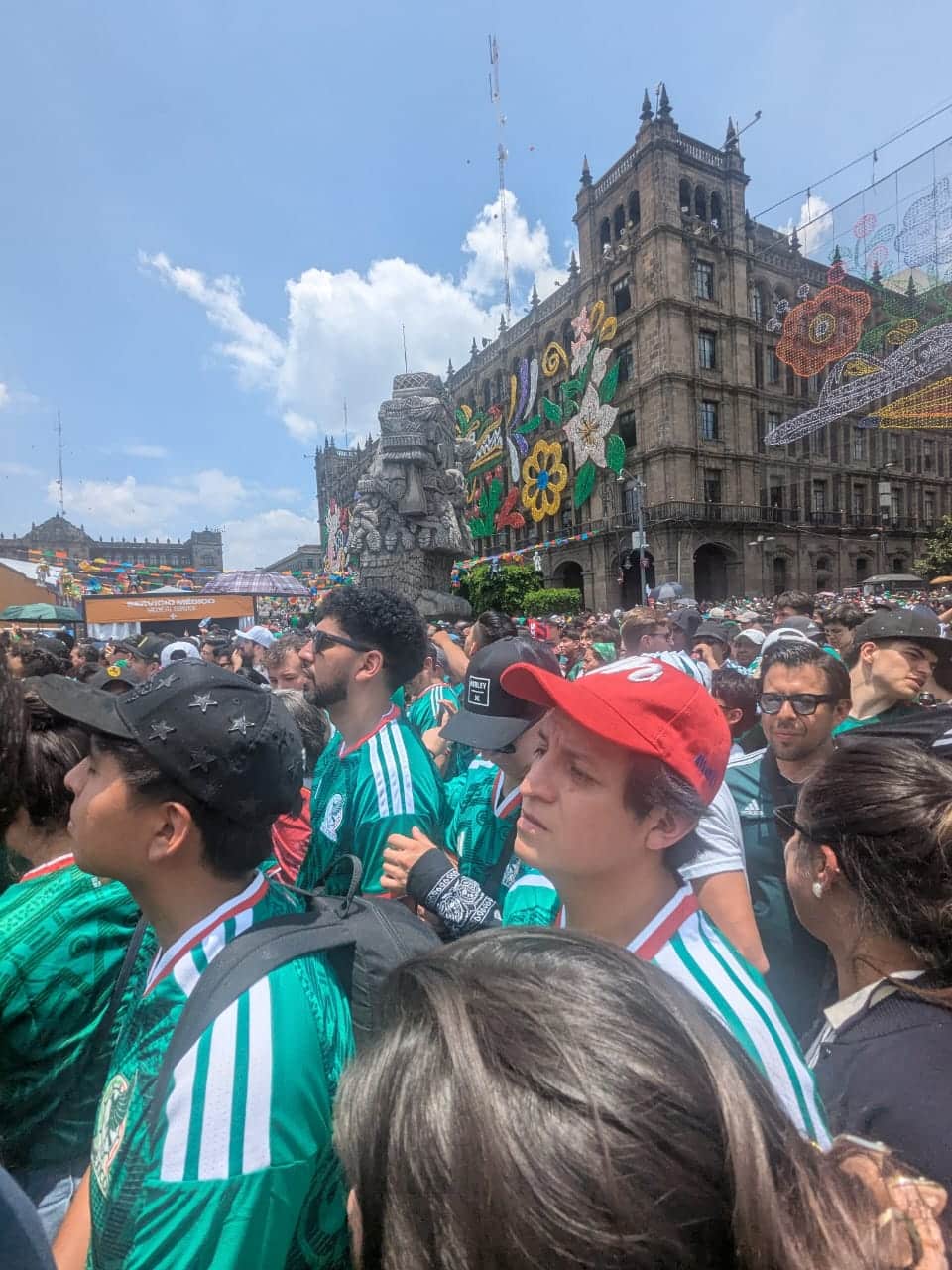 50 mil gargantas en el Zócalo