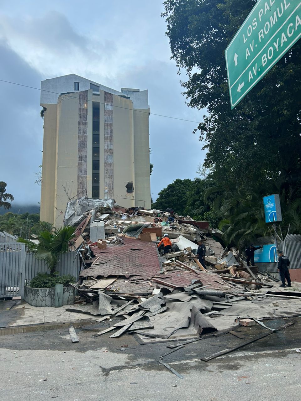 Terremoto en Venezuela, reportan daños materiales