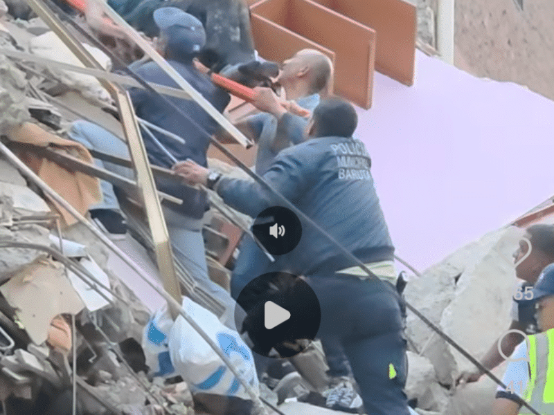 Rescatan a mujer en Las Minas de Baruta