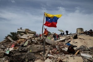 No se puede hablar de reconstrucción tras terremotos sin instituciones sólidas ni democracia, señalan analistas