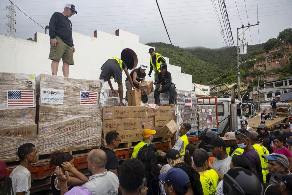 ONG de EEUU calcula pasar cinco años en Venezuela para ayudar a afectados del doble terremoto