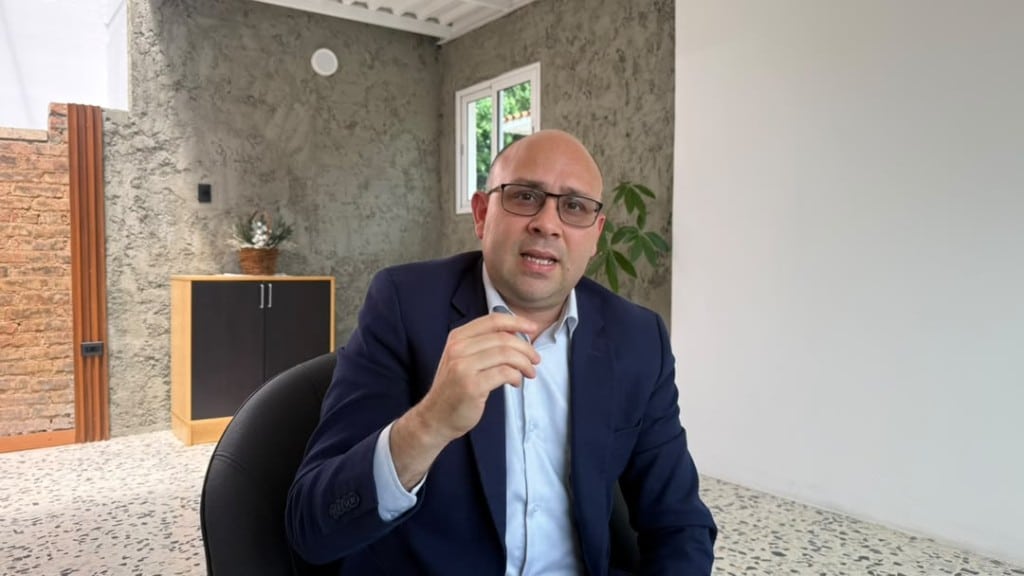 Oscar Murillo y el doble terremoto: Desfase crítico del Estado desnuda crisis de políticas públicas