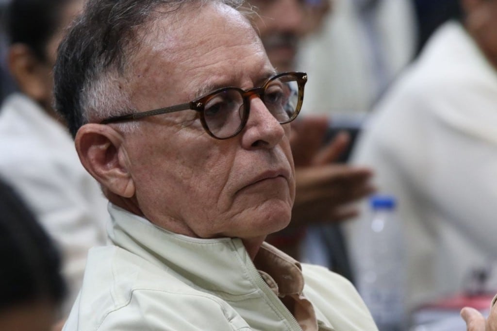 Arias Cárdenas pide que bases del Psuv sean consultadas sobre negociaciones