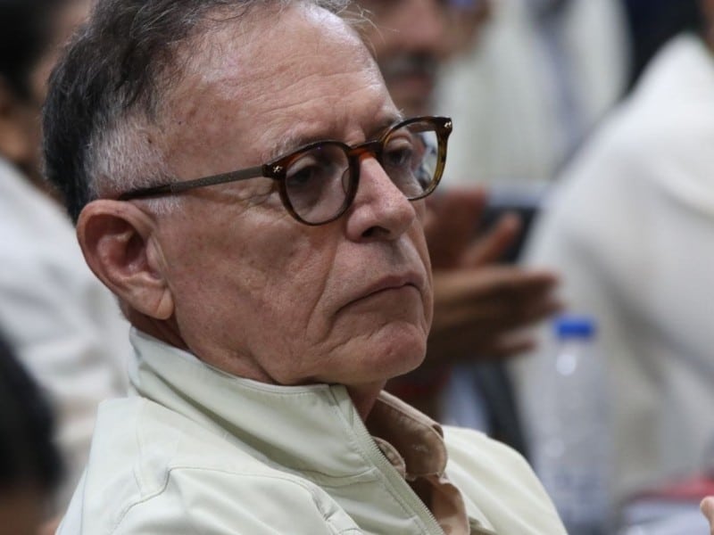 Arias Cárdenas pide que bases del Psuv sean consultadas en negociaciones con la oposición 