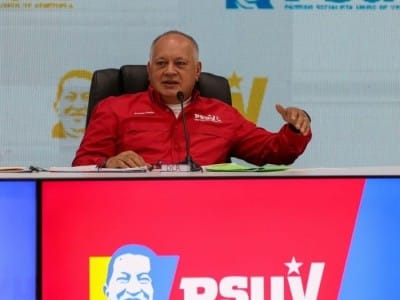 Cabello llama “miserables” a quienes comparan respuestas del gobierno venezolano y colombiano ante terremotos 