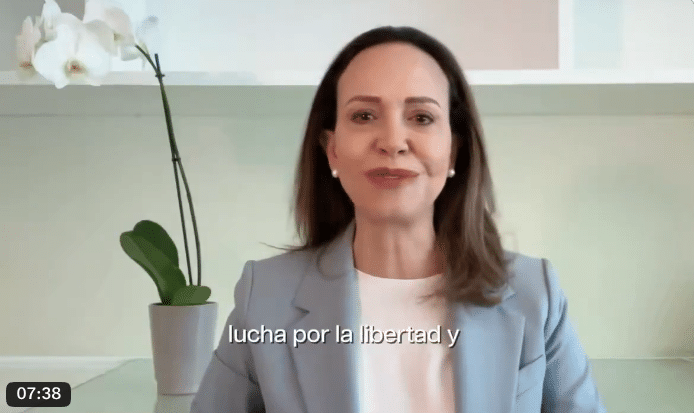 Machado no fue a Nueva York a recibir premio al liderazgo pero advirtió que los venezolanos no renunciarán a su derecho a elegir