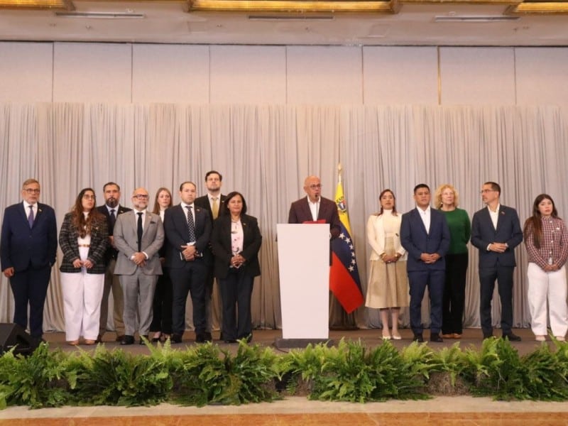 Lento avance de la mesa de diálogo mientras Jorge Rodríguez sube vara de negociaciones