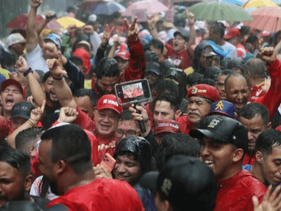 Marcha en Caracas exalta a Chávez y Cabello olvida a Maduro en el discurso: “Nosotros nos adaptamos a las circunstancias”