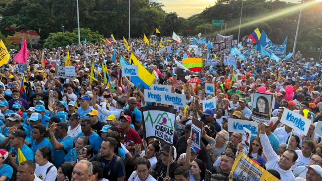 Opositores venezolanos demandan comicios presidenciales y liberación de detenidos por motivos políticos
