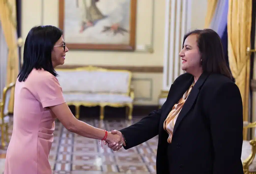 La tercera ronda del diálogo y la foto con Delcy Rodríguez: así lo ven politólogos