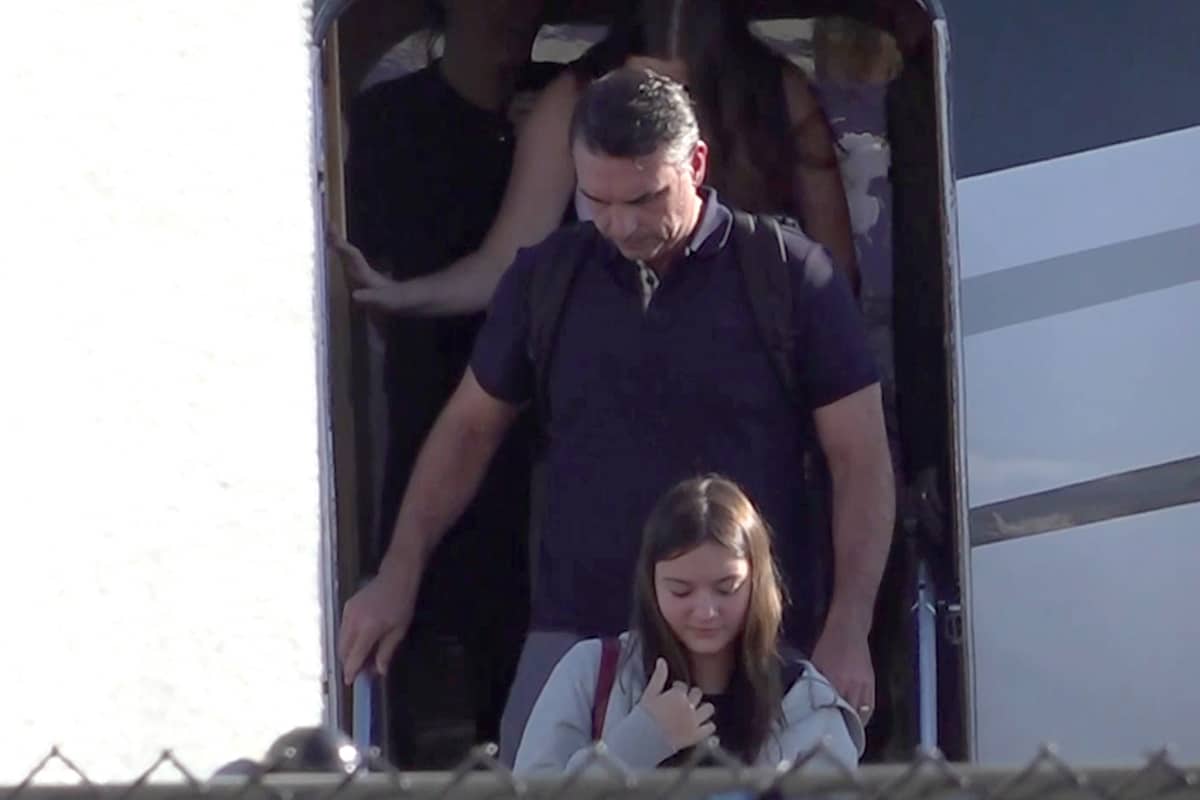 Flávio Bolsonaro llega a Estados Unidos tras ser expulsado de Brasil